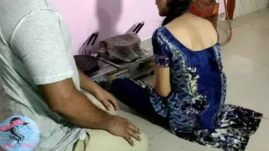 Wwsextamil - He Fucked Me In Kitchen When Whole Family Were Present Your Priya indian  porn mov