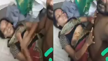 Selfie sex video of lonely Tamil aunty with mama