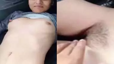 Desi lady in car shows naked body in viral outdoor sex